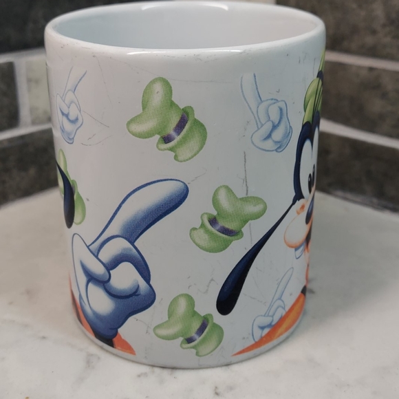 Disney Goofy mug - Picture 2 of 5
